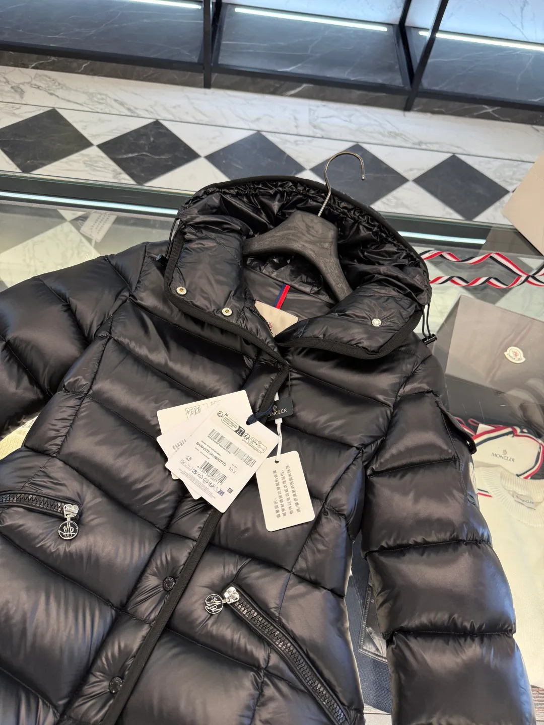 Men's Jackets And Down Jackets MONCLER 18492196