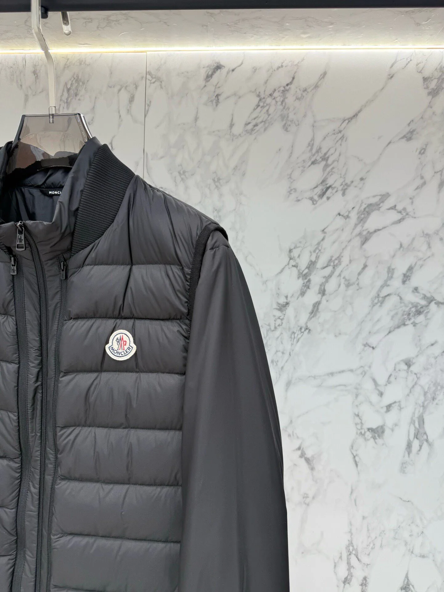 Men's Jackets And Down Jackets MONCLER 18345552