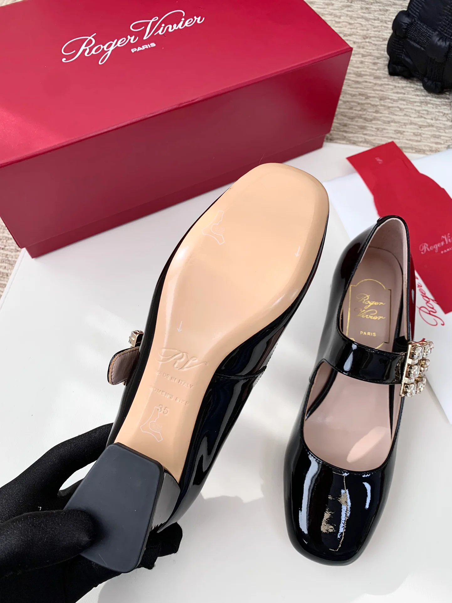Women's Heels ROGER VIVIER 17990350