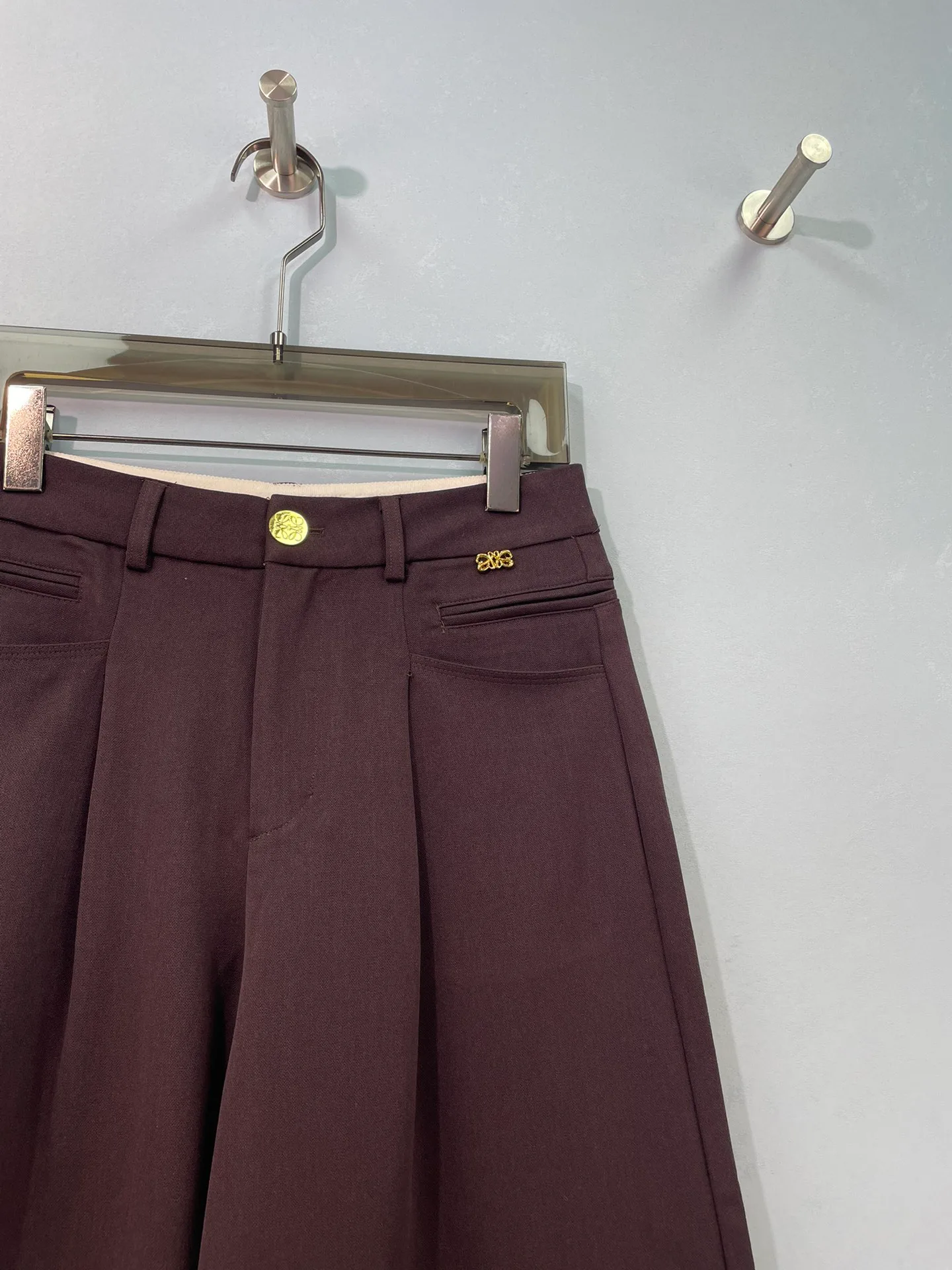 Women's Trousers LOEWE 18151740