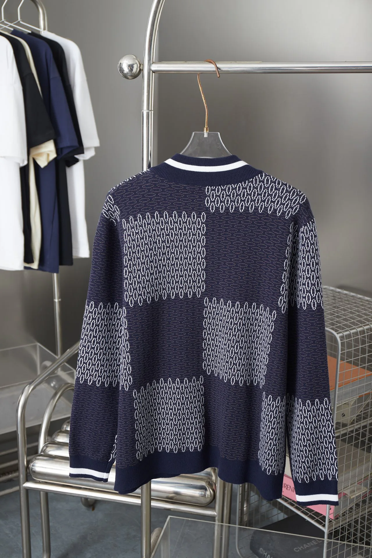Men's Jumpers And Sweaters LOUIS VUITTON 18369002