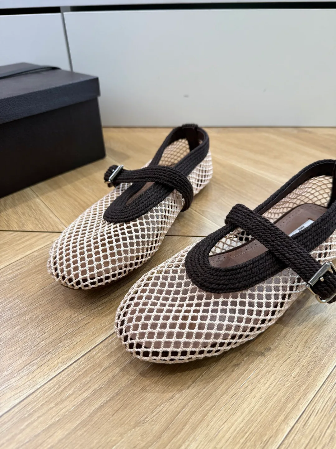 Women's Ballet Flats ALAIA 17480793