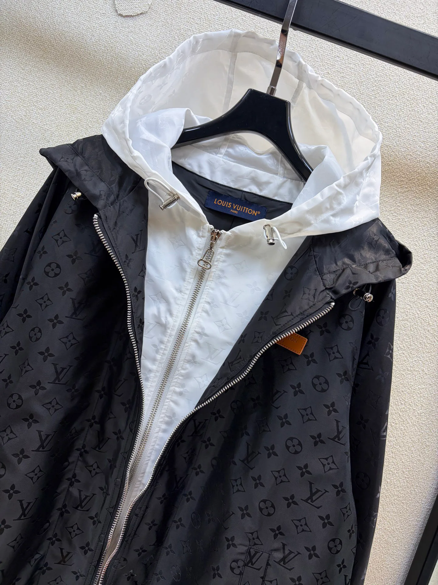 Women's Jackets And Down Jackets LOUIS VUITTON 18506589