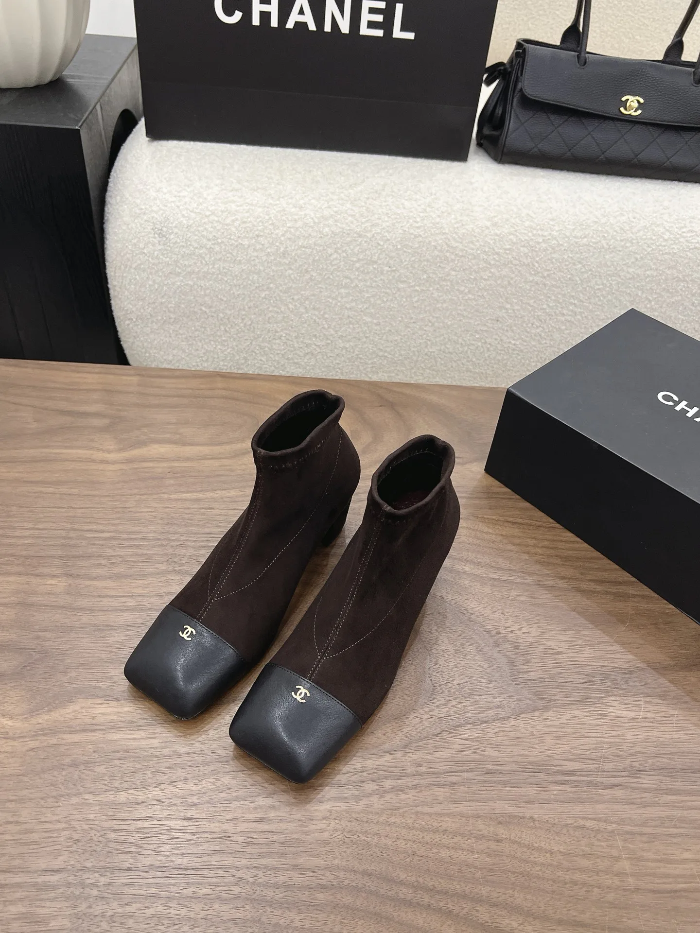 Women's Ankle Boots CHANEL 17375197