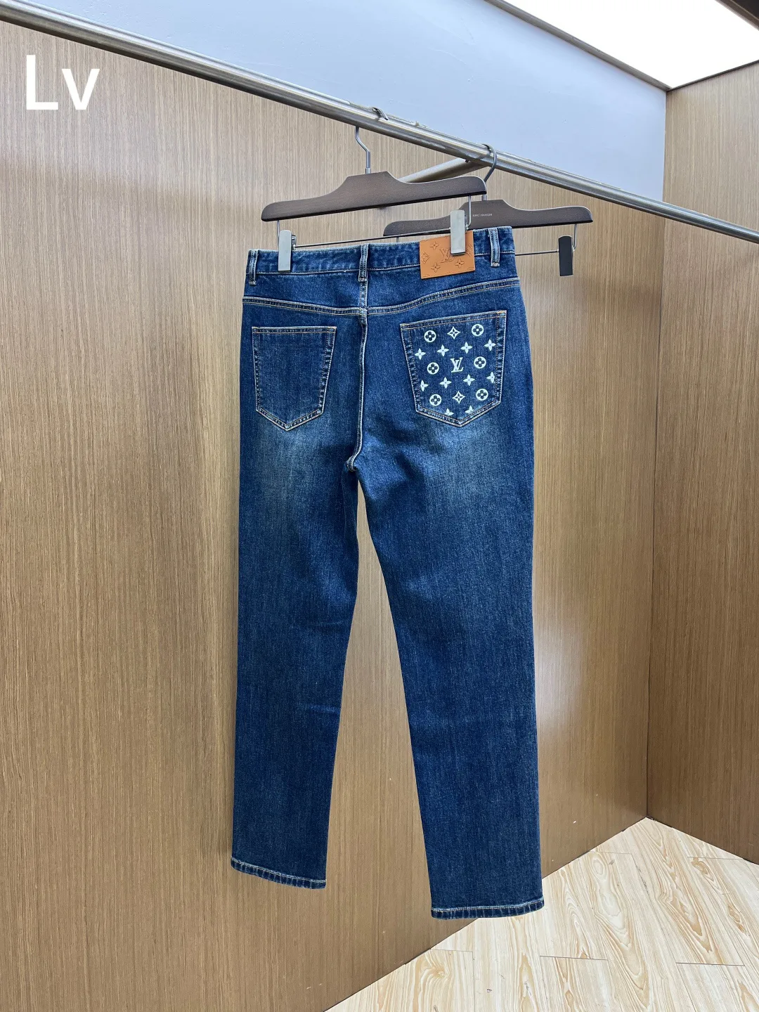 Men's Jeans LOUIS VUITTON 18244068