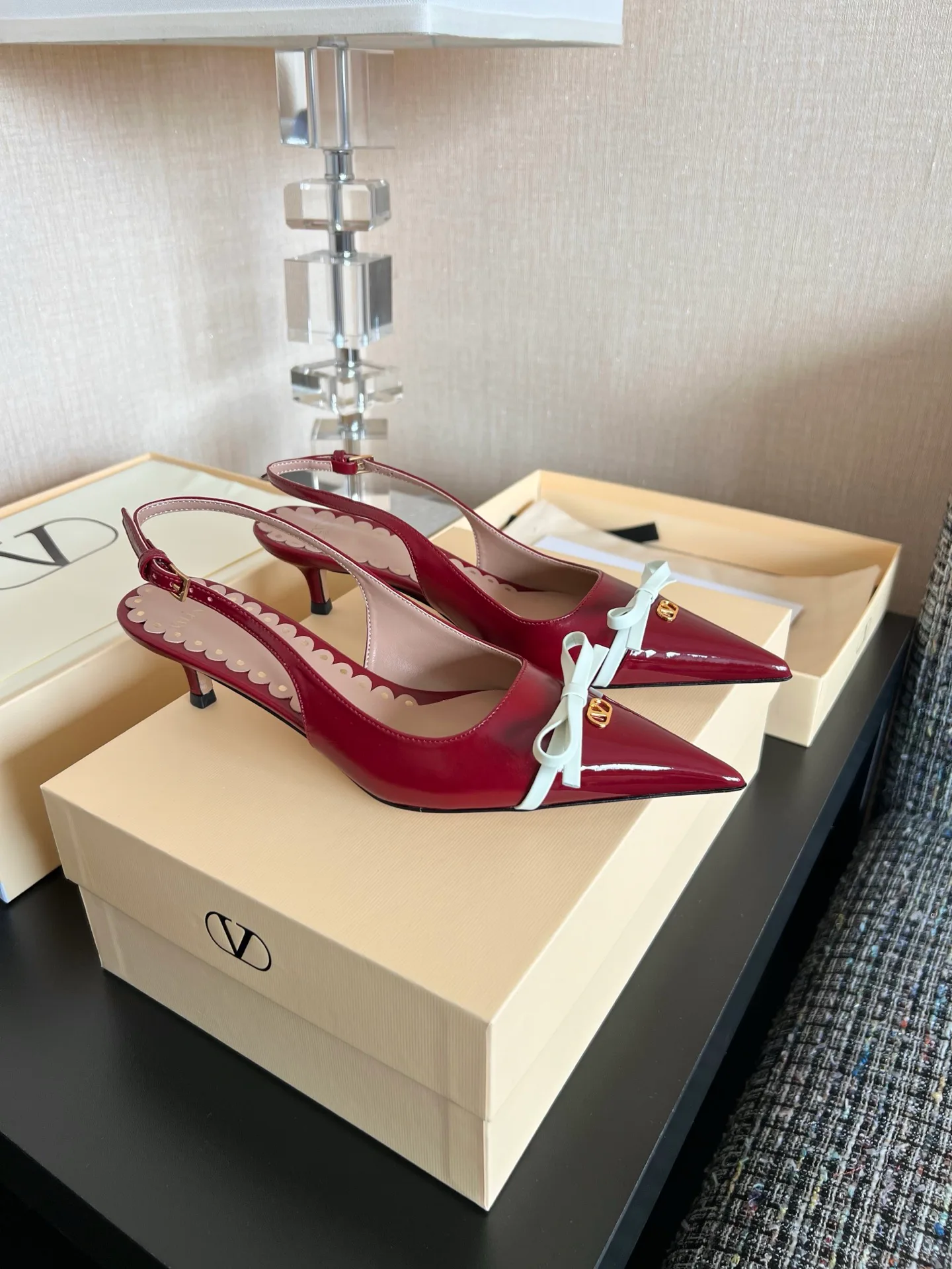 Women's Heels VALENTINO 17480218
