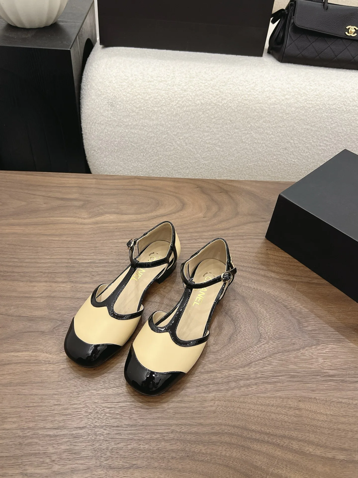 Women's Heels CHANEL 17582675