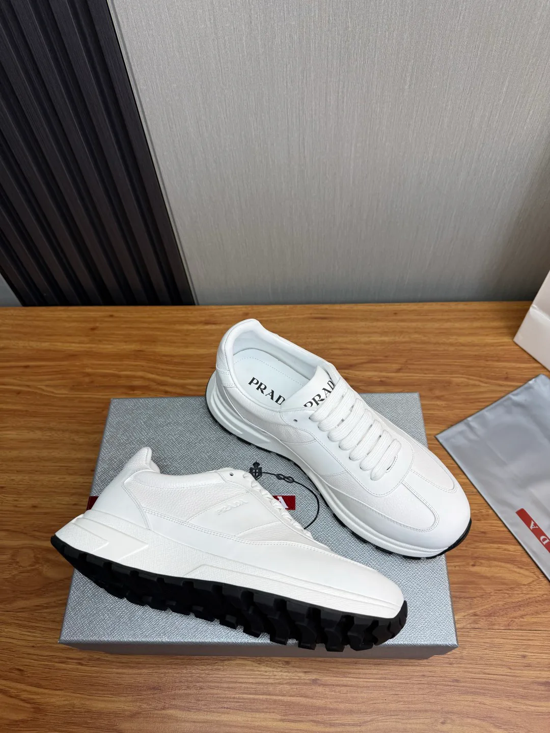 Men's Sneakers PRADA 17890562