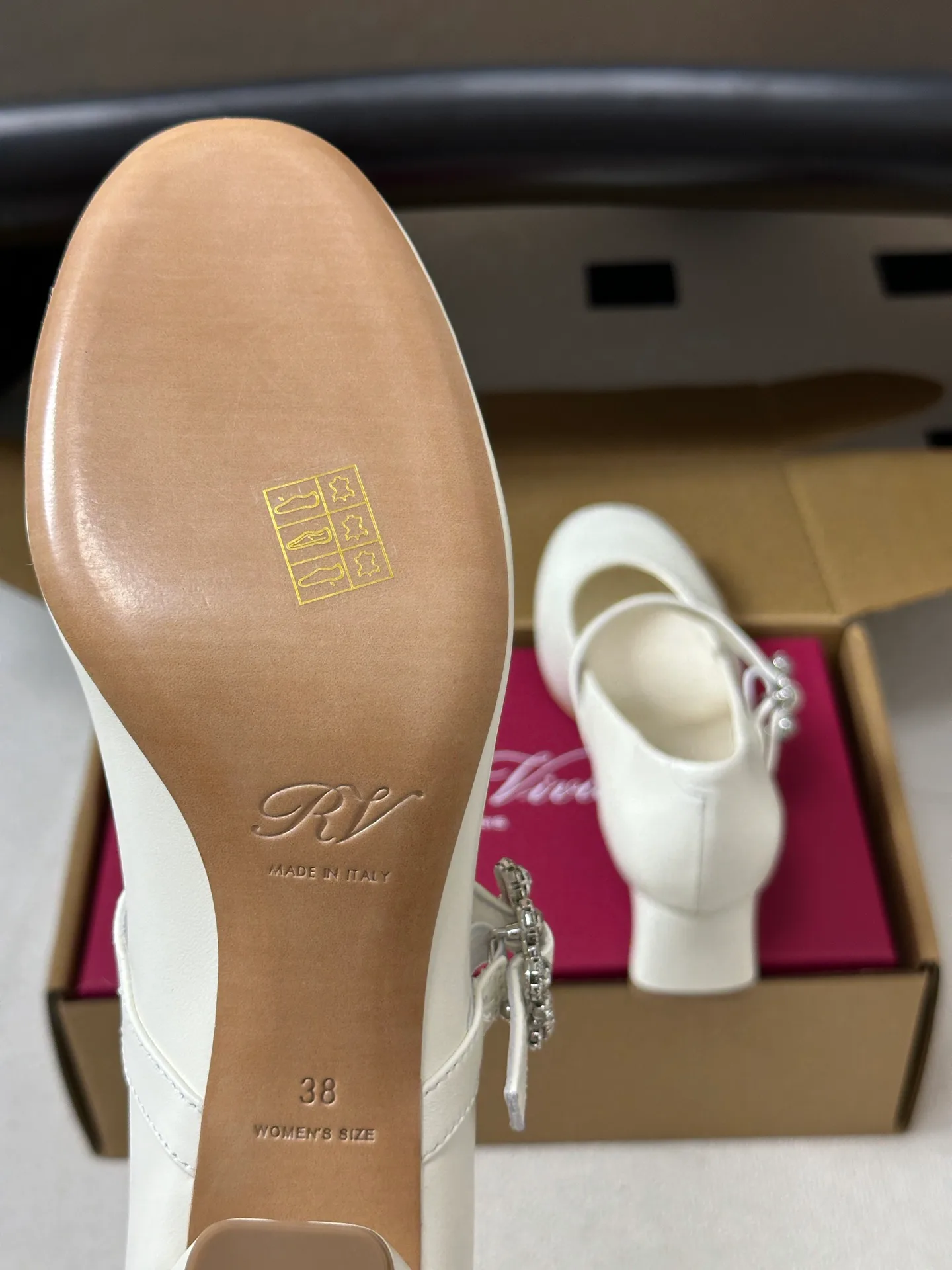 Women's Heels ROGER VIVIER 18041484