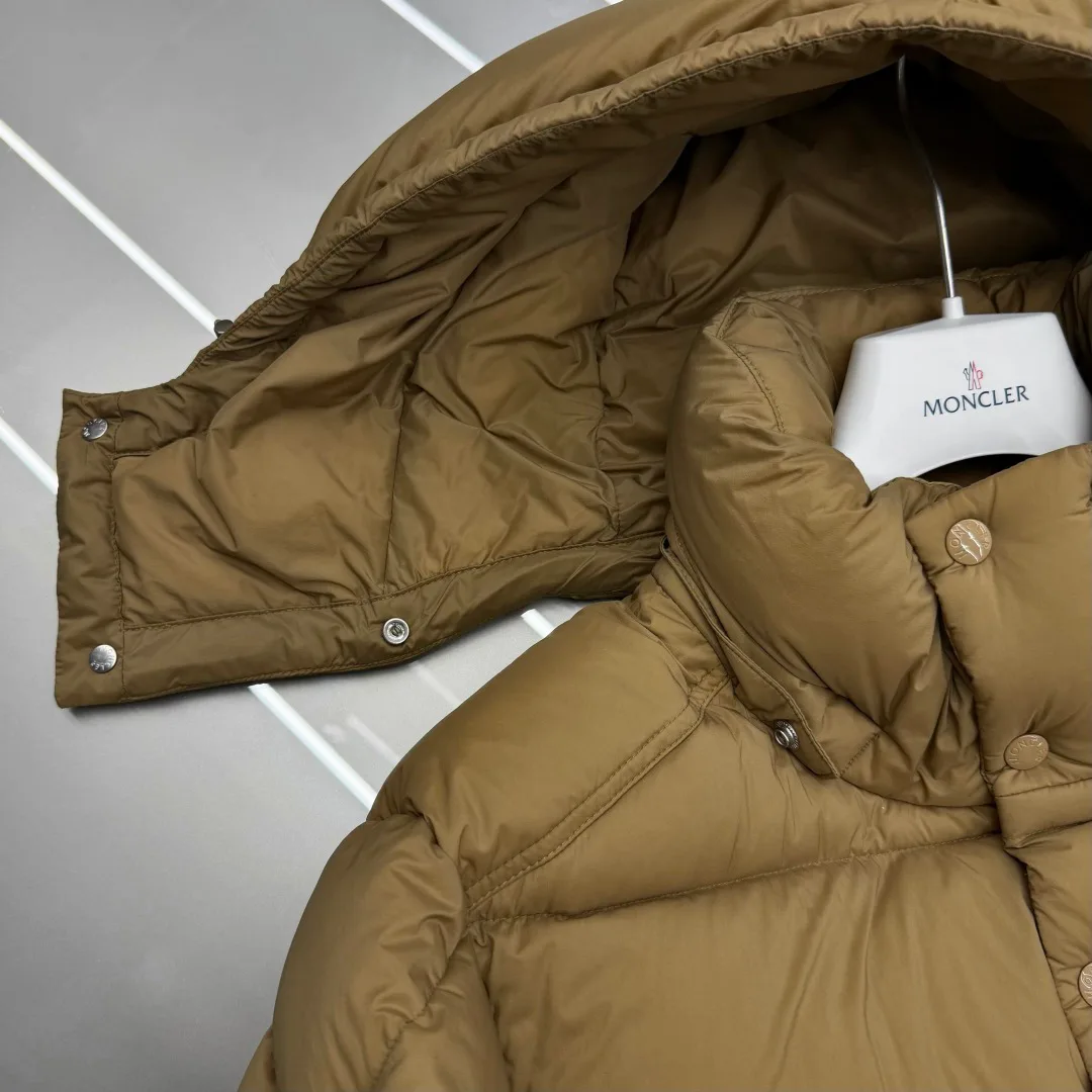 Men's Jackets And Down Jackets MONCLER 17391857