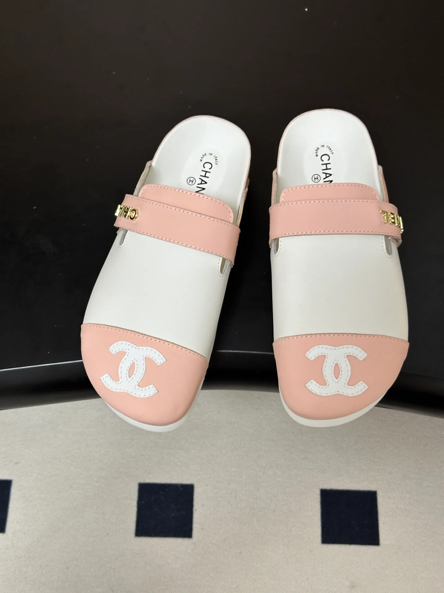 Women's Mules And Clogs CHANEL 17830297