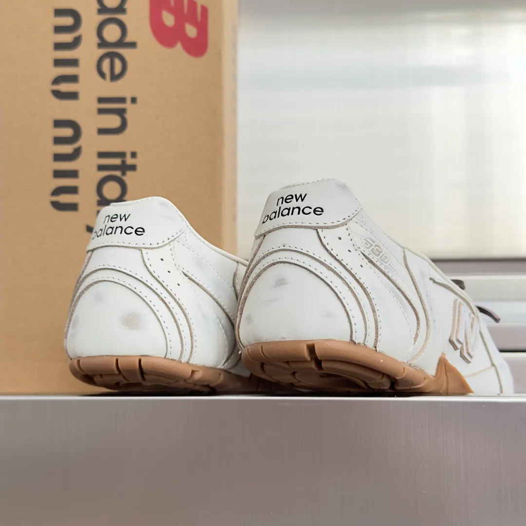 Women's Sneakers MIU MIU 17950437