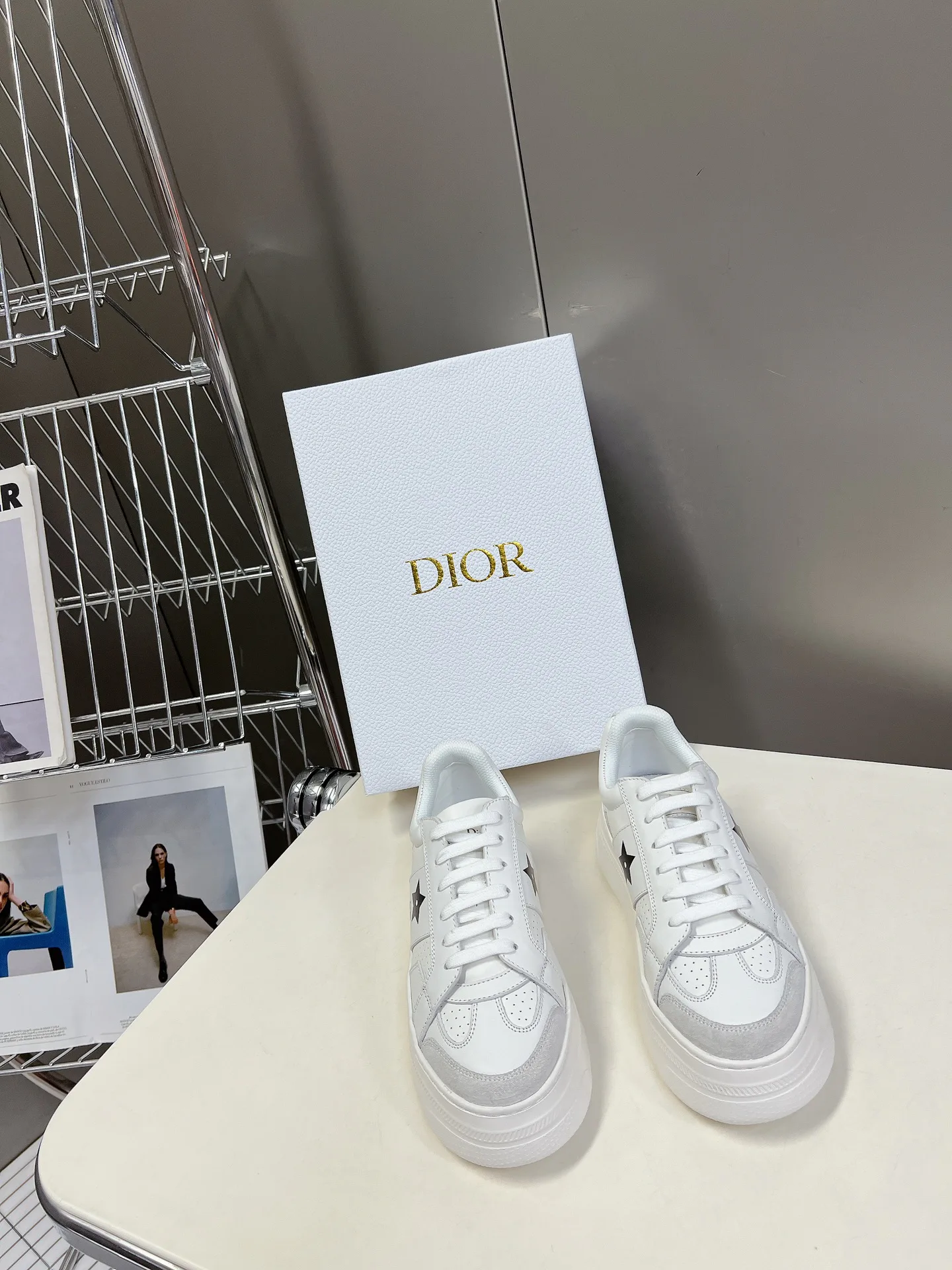 Women's Sneakers CHRISTIAN DIOR 18005357