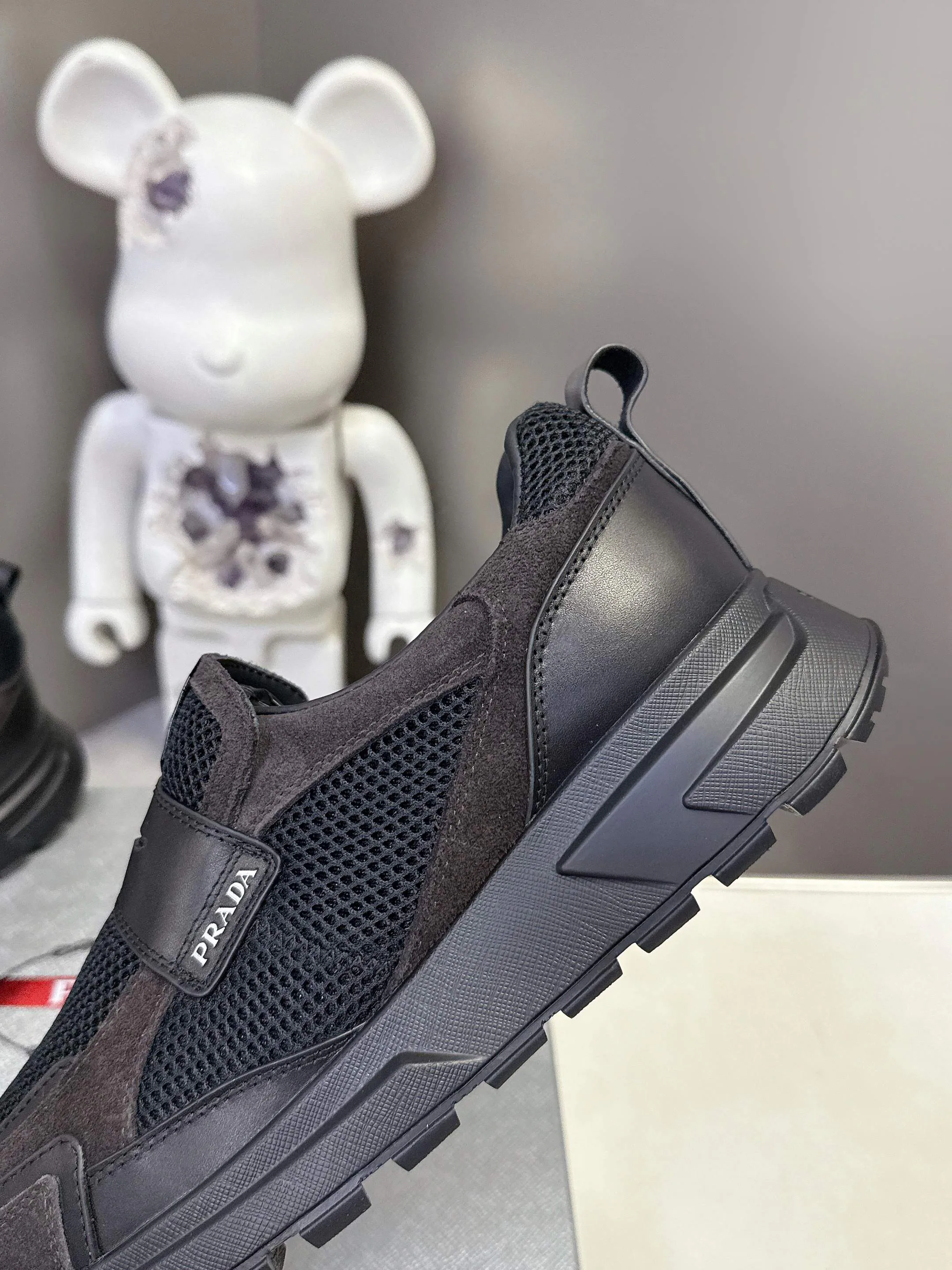 Women's Sneakers PRADA 17803497
