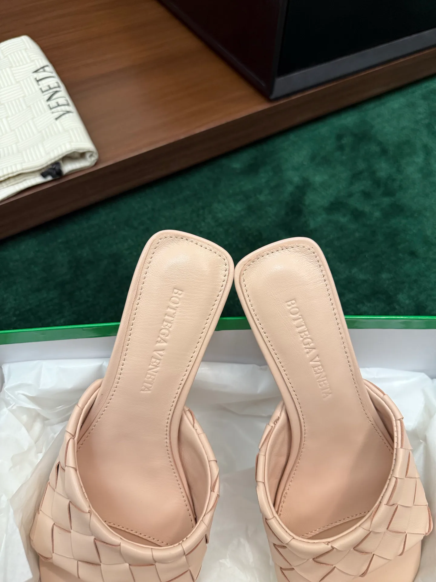 Women's Mules And Clogs BOTTEGA VENETA 17386140