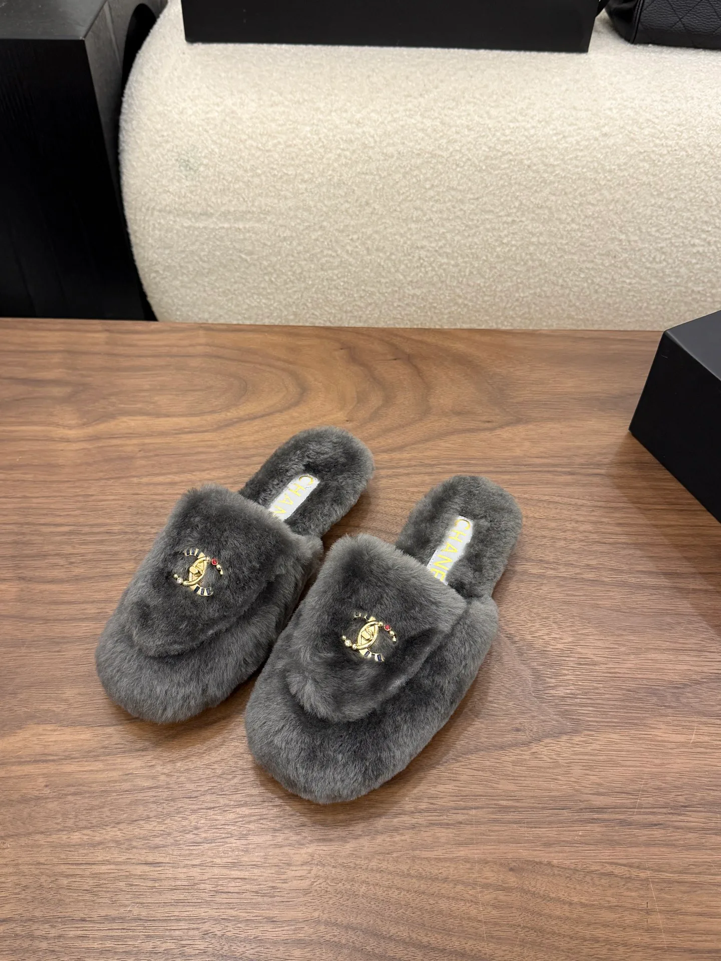 Women's Slippers CHANEL 18223680