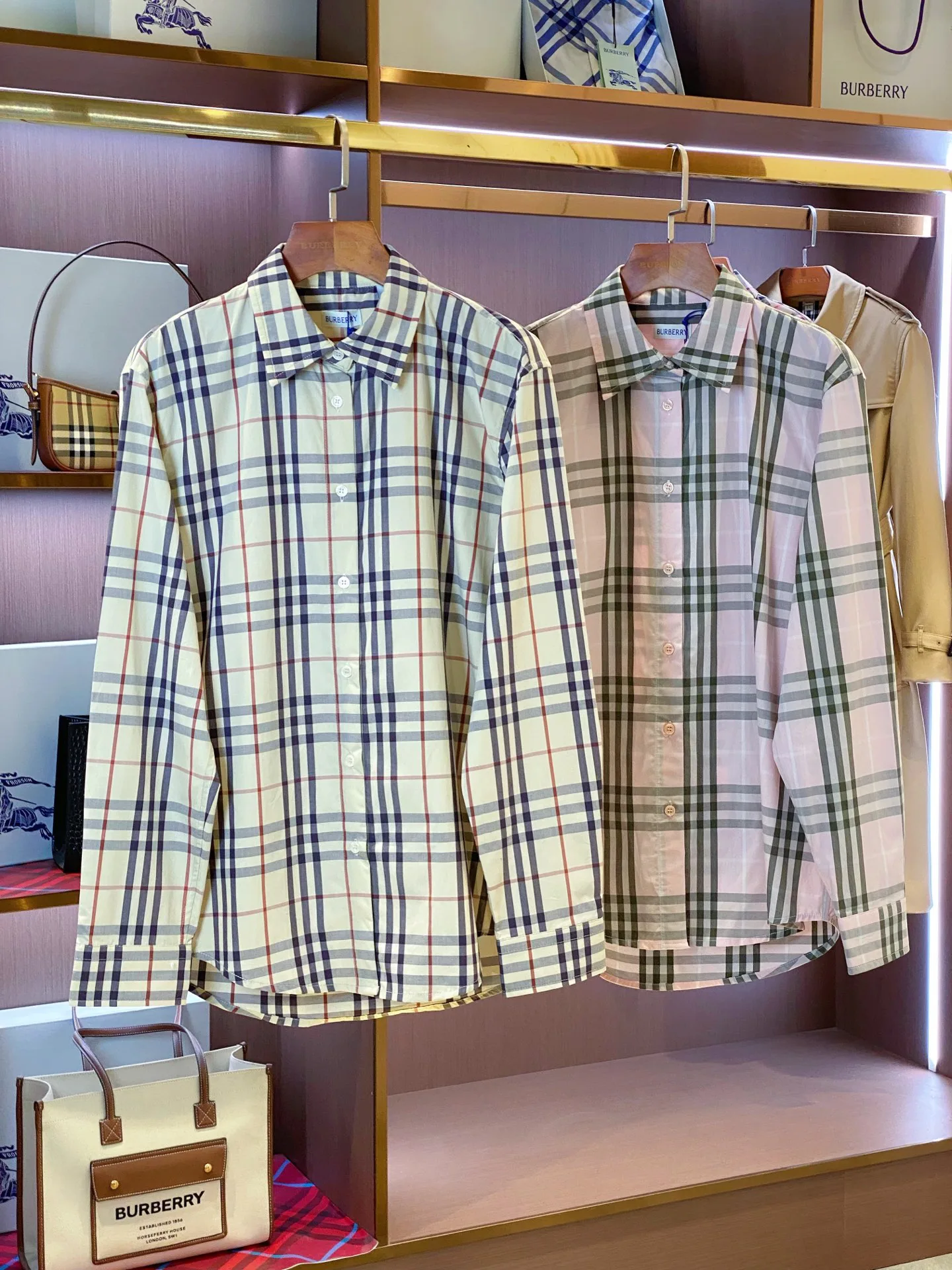 Women's Shirts BURBERRY 17612919