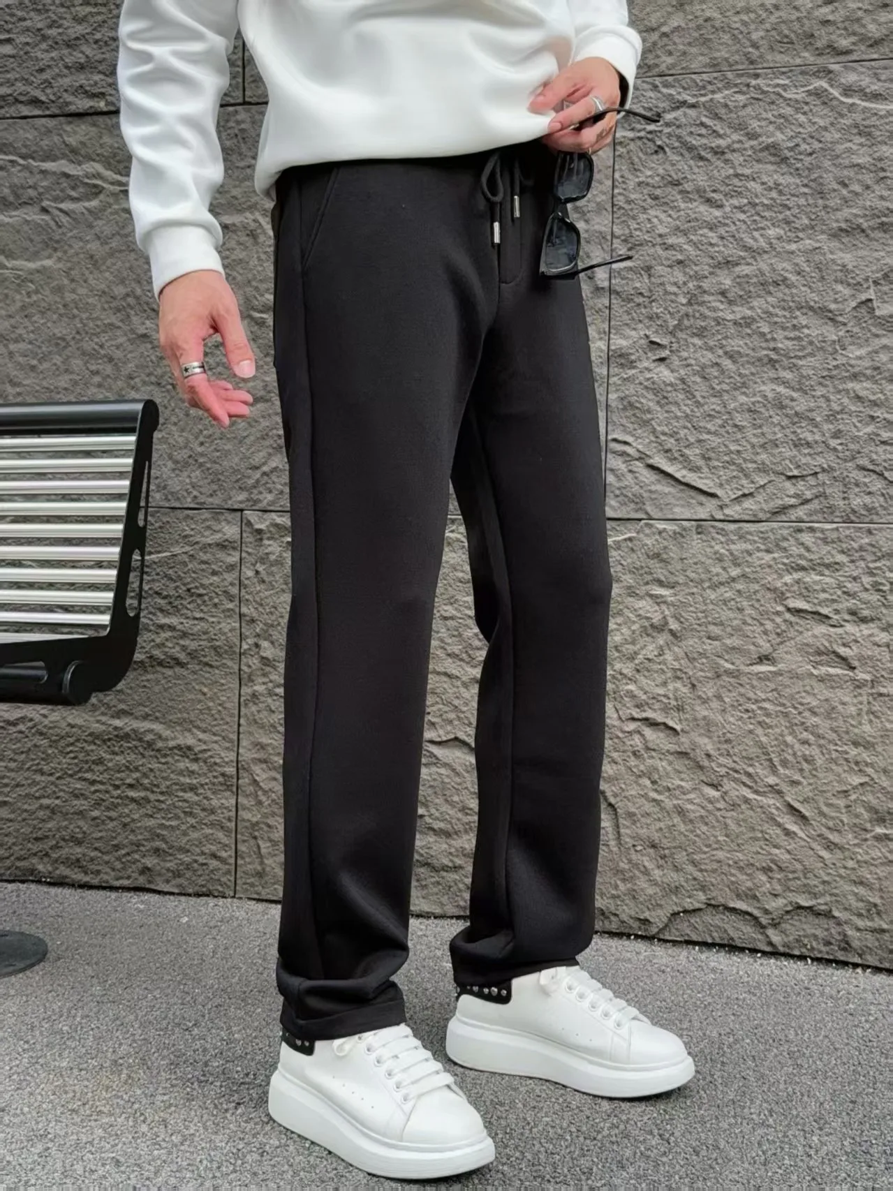 Men's Trousers LOUIS VUITTON 18178460