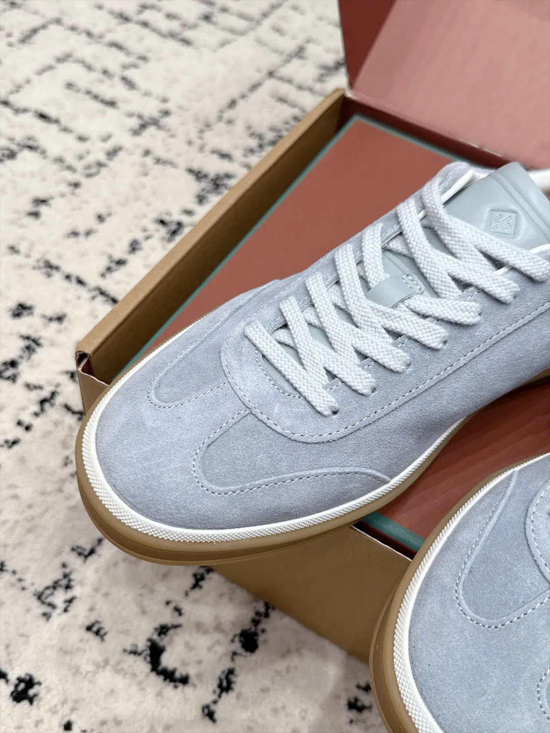 Women's Sneakers LORO PIANA 18133284