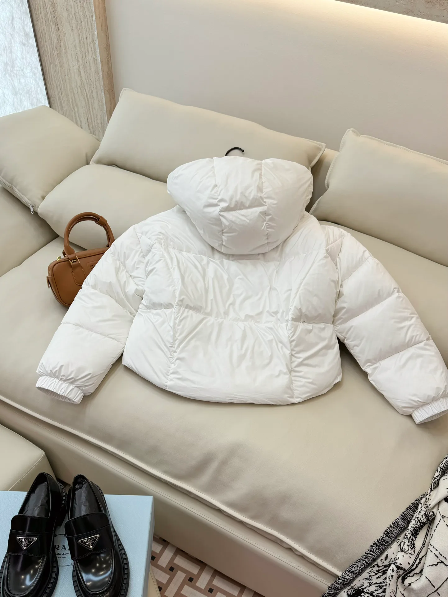 Women's Jackets And Down Jackets PRADA 17910129