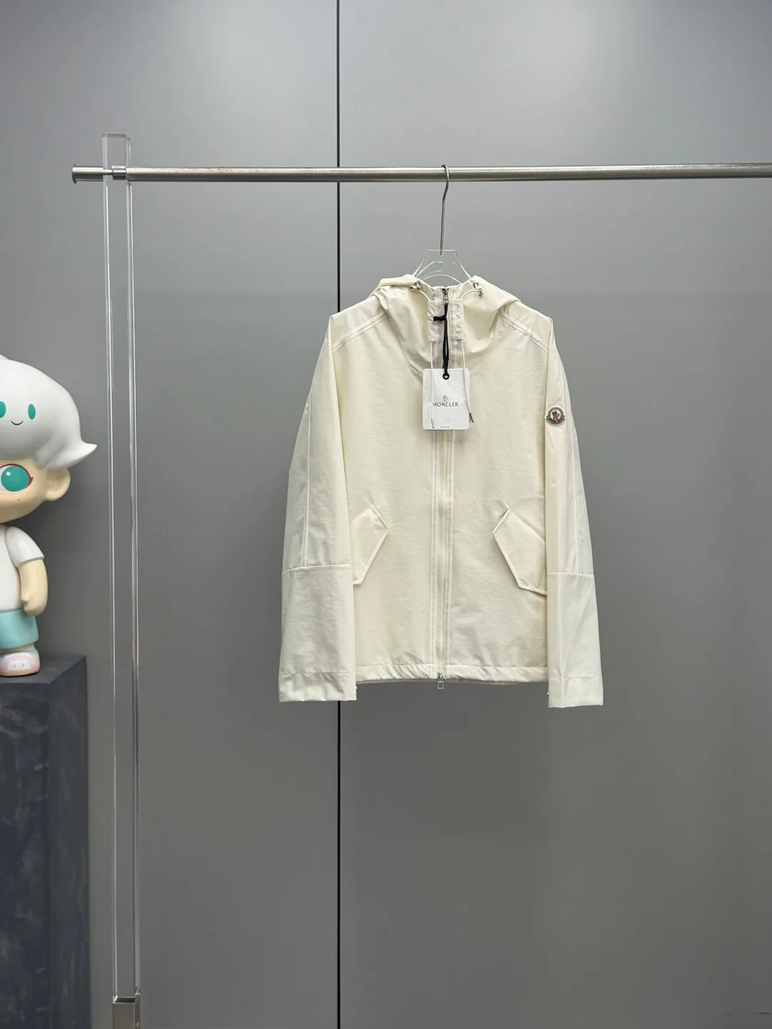 Men's Jackets And Down Jackets MONCLER 17476261