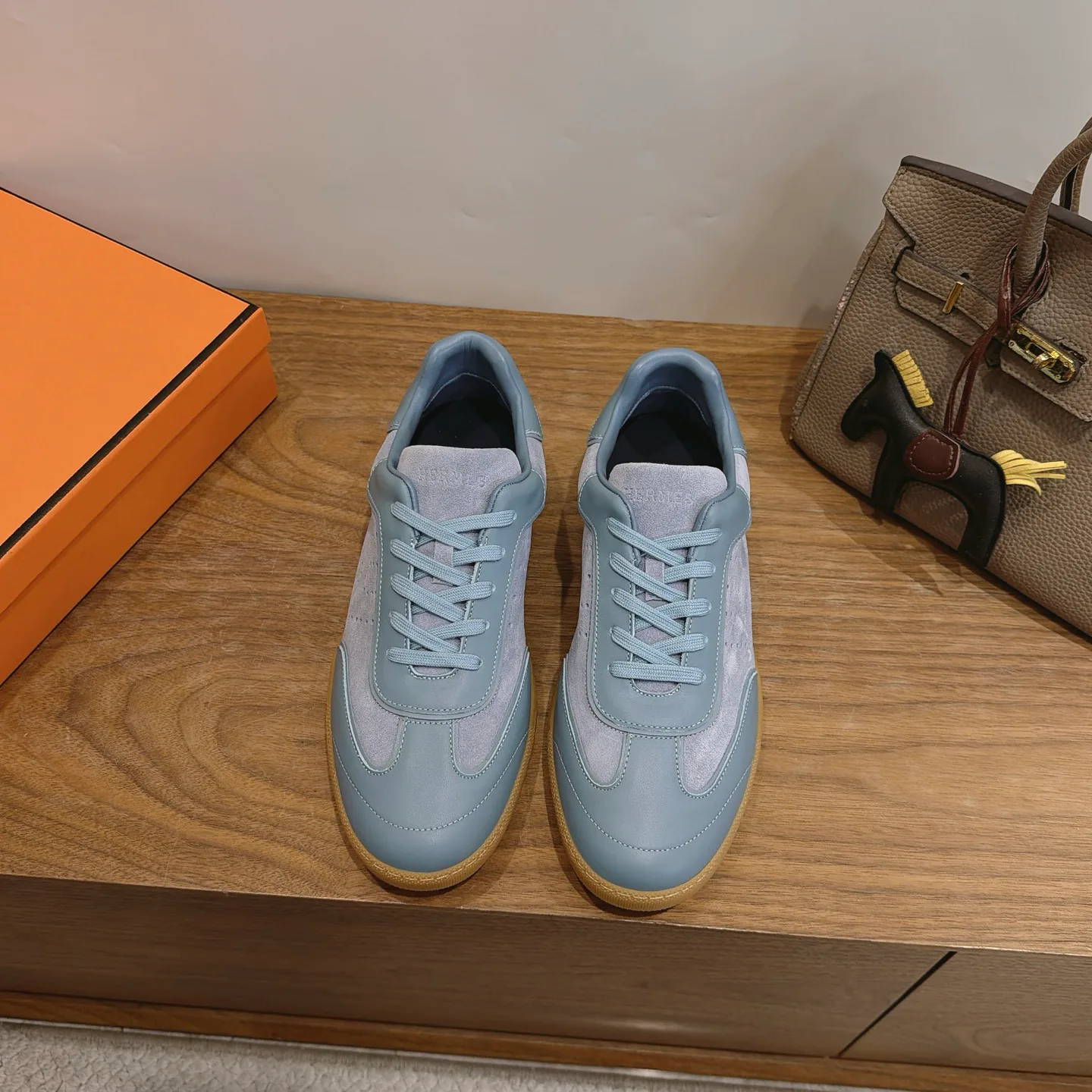 Women's Sneakers HERMES 18230937