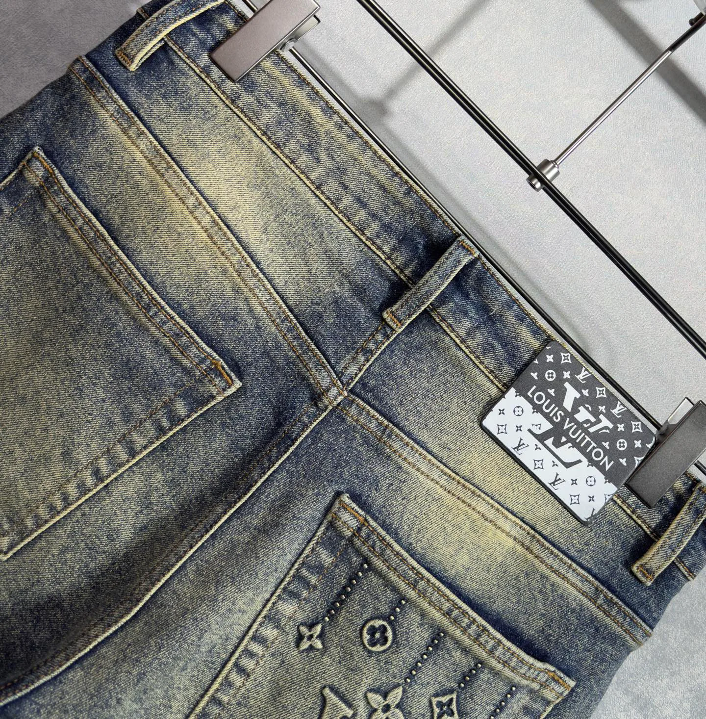 Men's Jeans LOUIS VUITTON 18098352