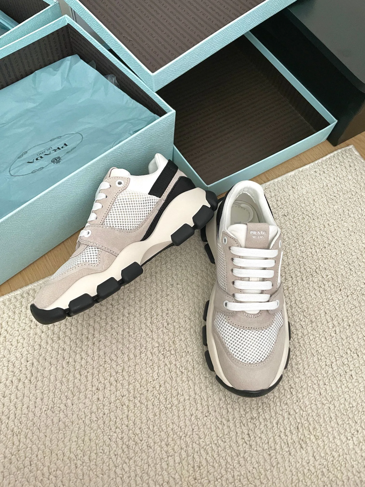 Women's Sneakers PRADA 17324749