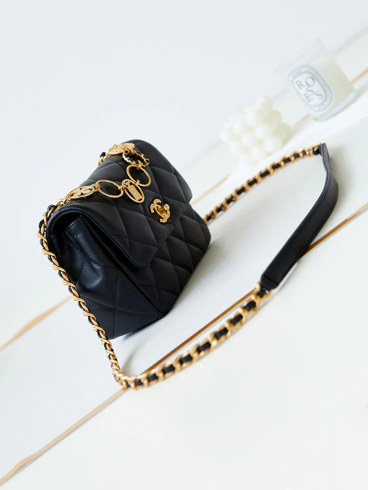 Women's Classic Handbags CHANEL 18065575