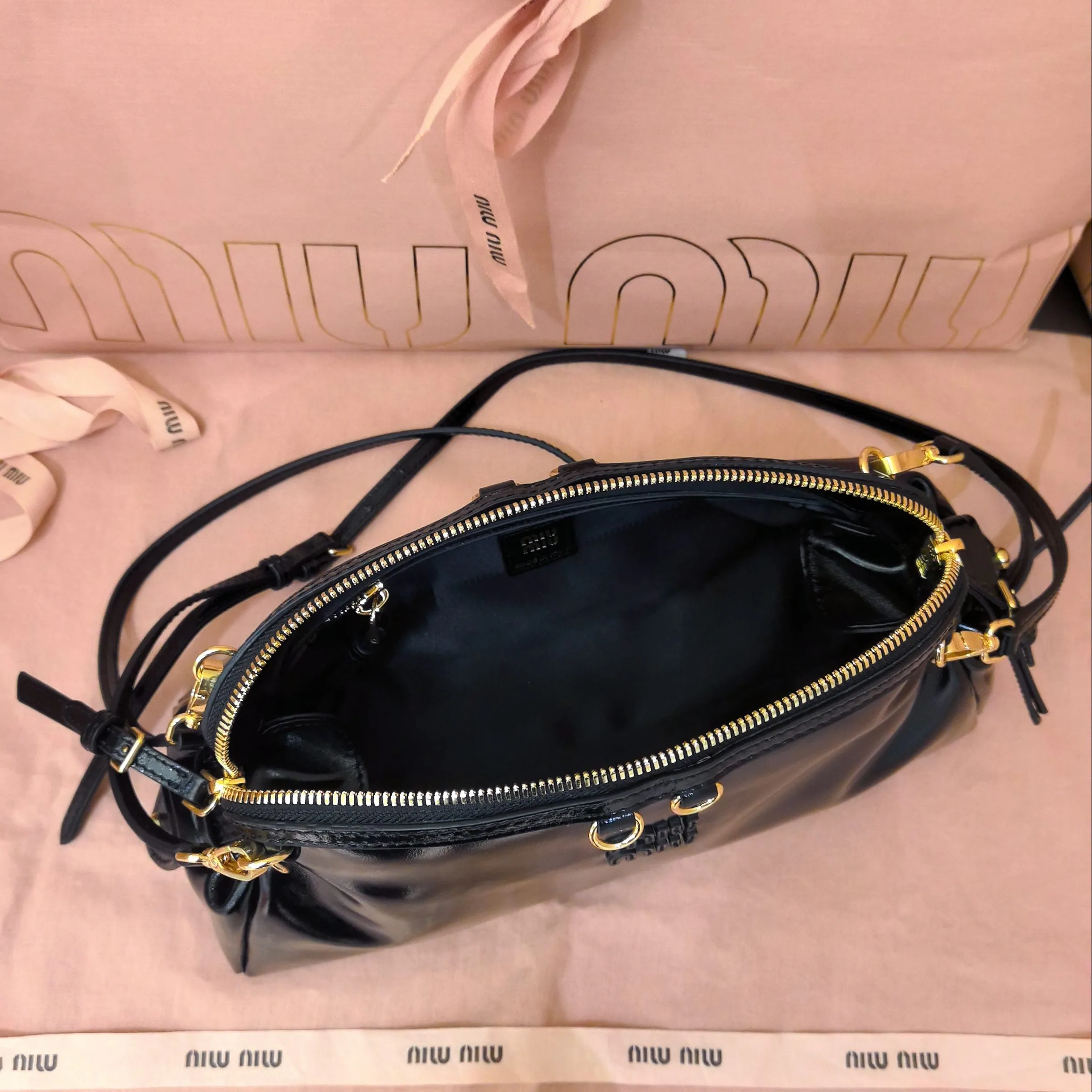Классические Сумки Женские Miu Miu 18602503