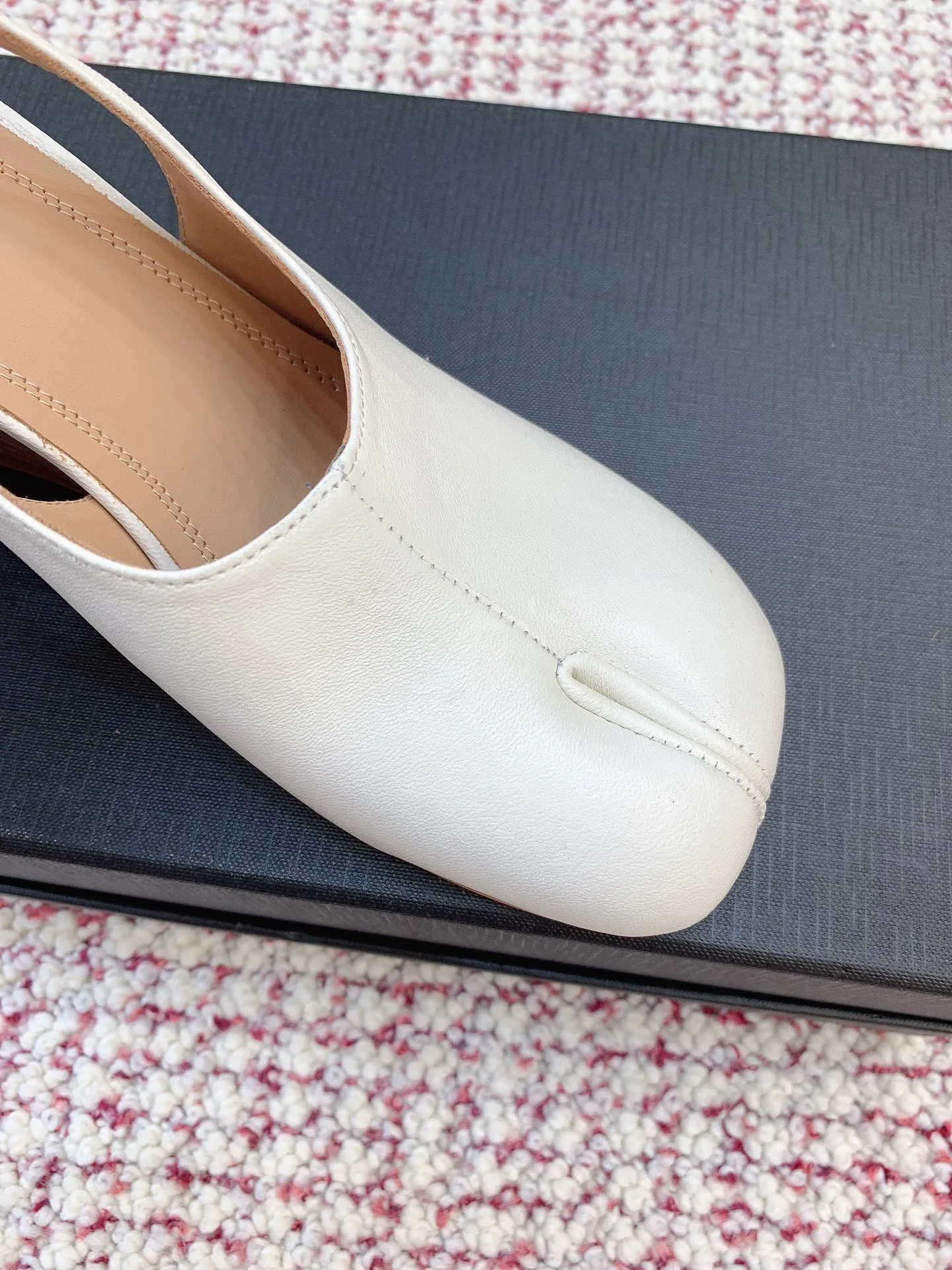 Women's Heels MAISON MARGIELA 18268490
