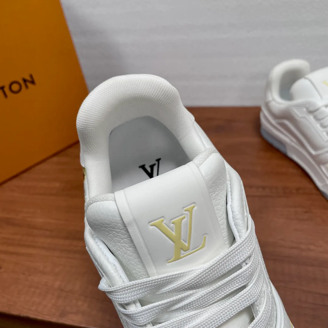 Men's Sneakers LOUIS VUITTON 17971499