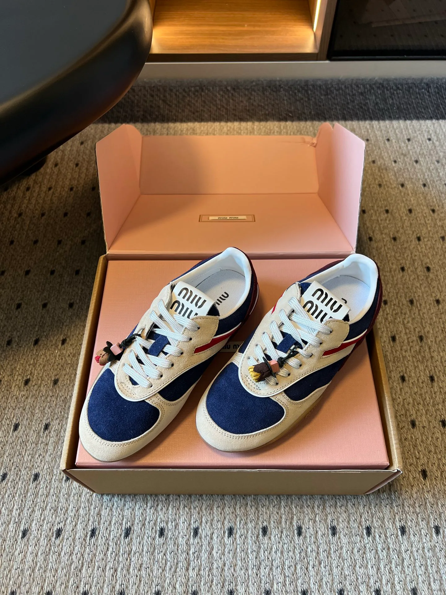 Women's Sneakers MIU MIU 18462165