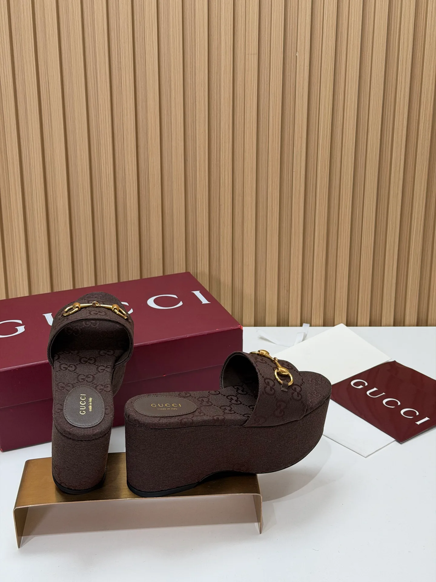 Women's Open-Toe Sandals GUCCI 17631674