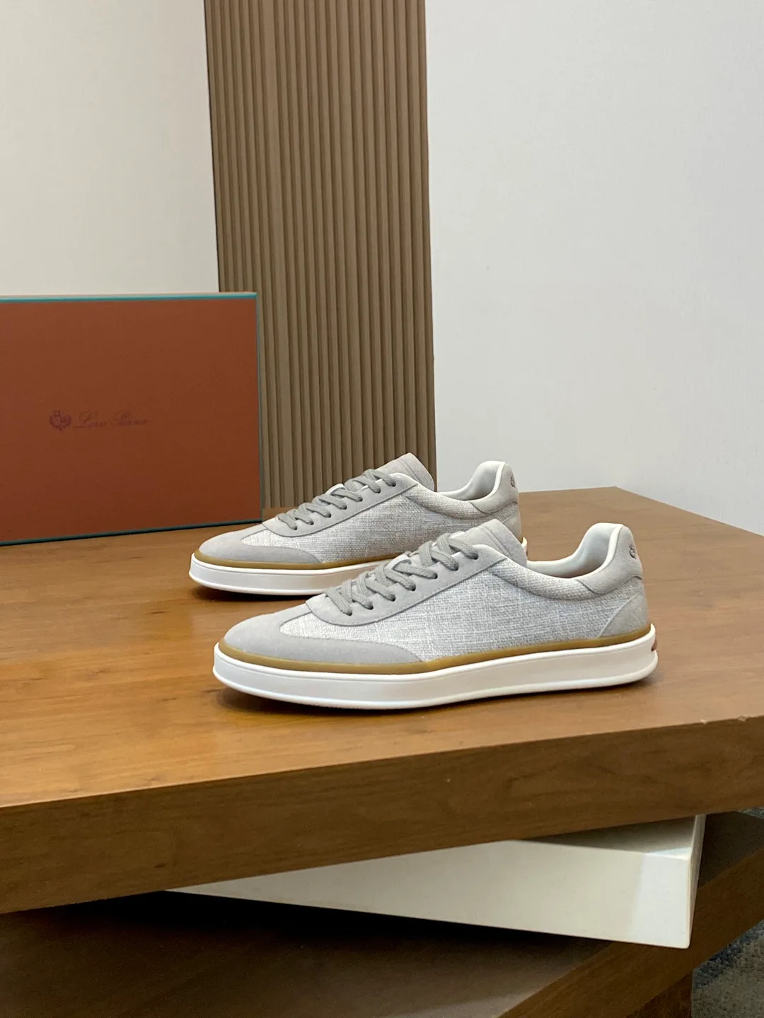 Men's Sneakers LORO PIANA 16978208