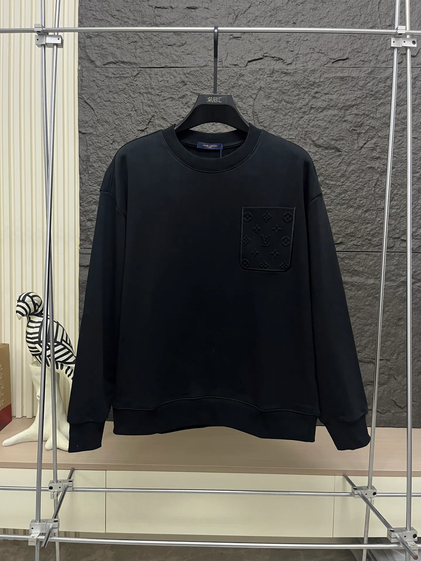 Men's Sweatshirts And Hoodies LOUIS VUITTON 18392301