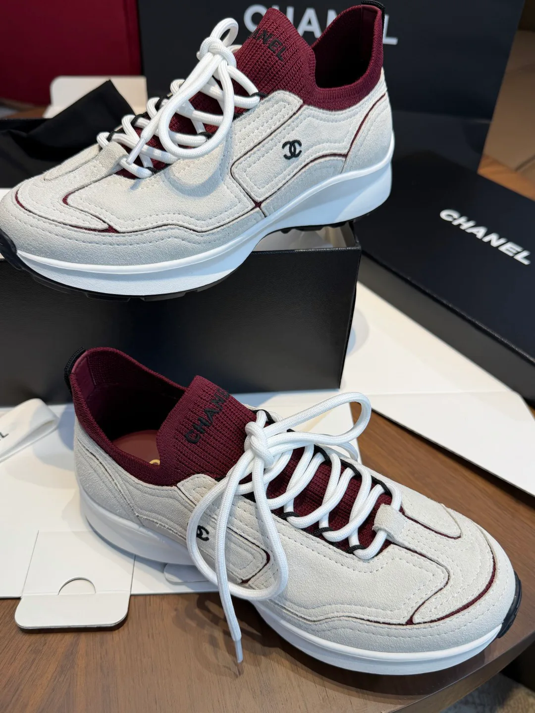 Women's Sneakers CHANEL 18067105