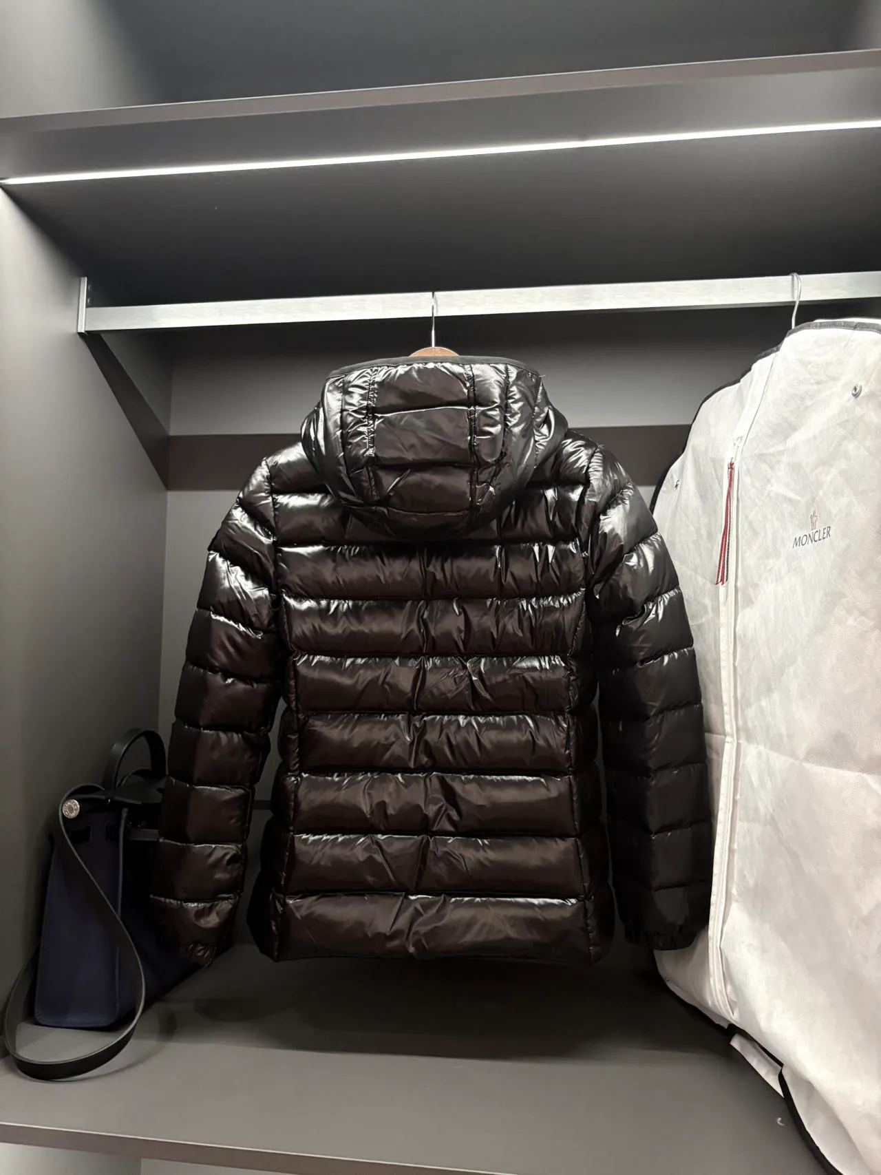 Women's Jackets And Down Jackets MONCLER 17830622