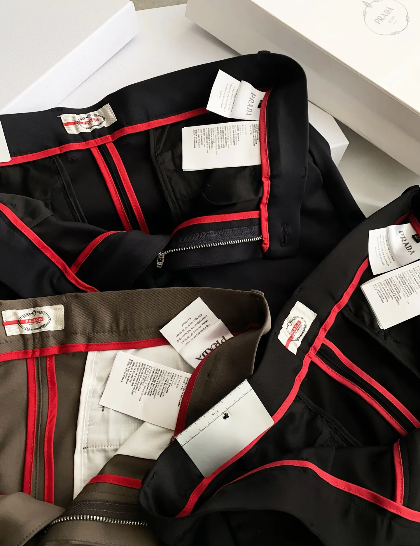 Men's Trousers PRADA 18161926