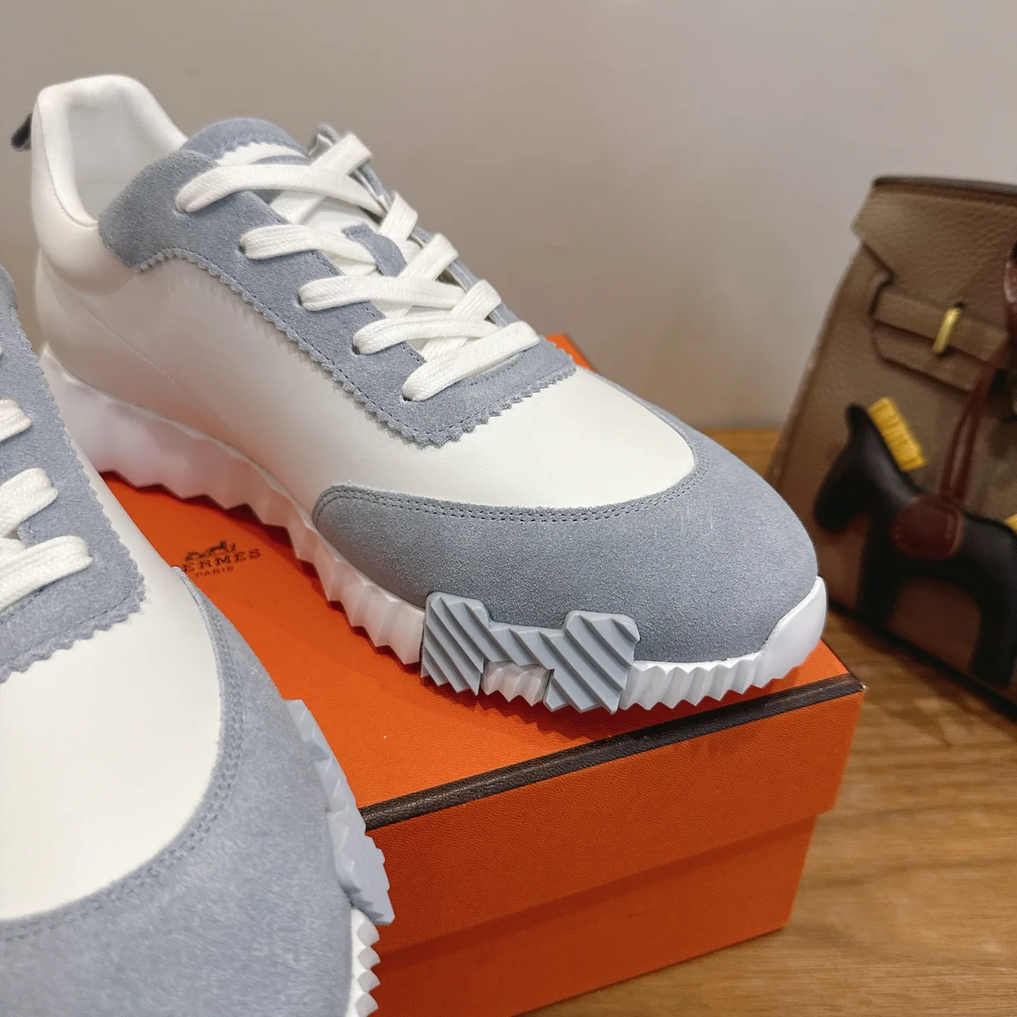 Men's Sneakers HERMES 17414506