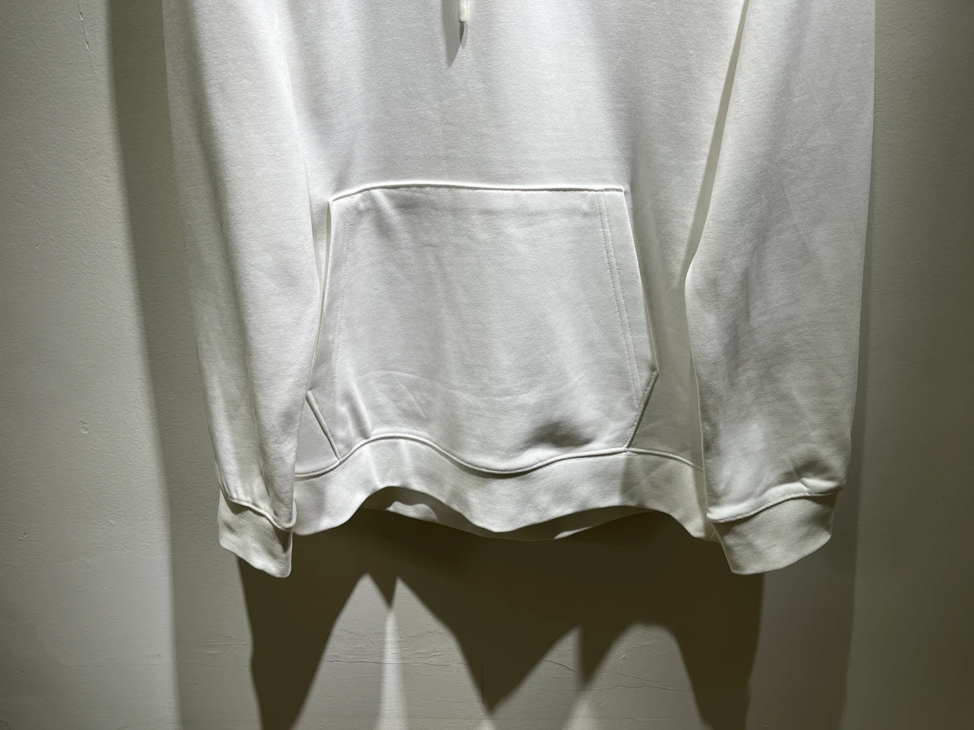 Men's Sweatshirts And Hoodies GUCCI 18446352