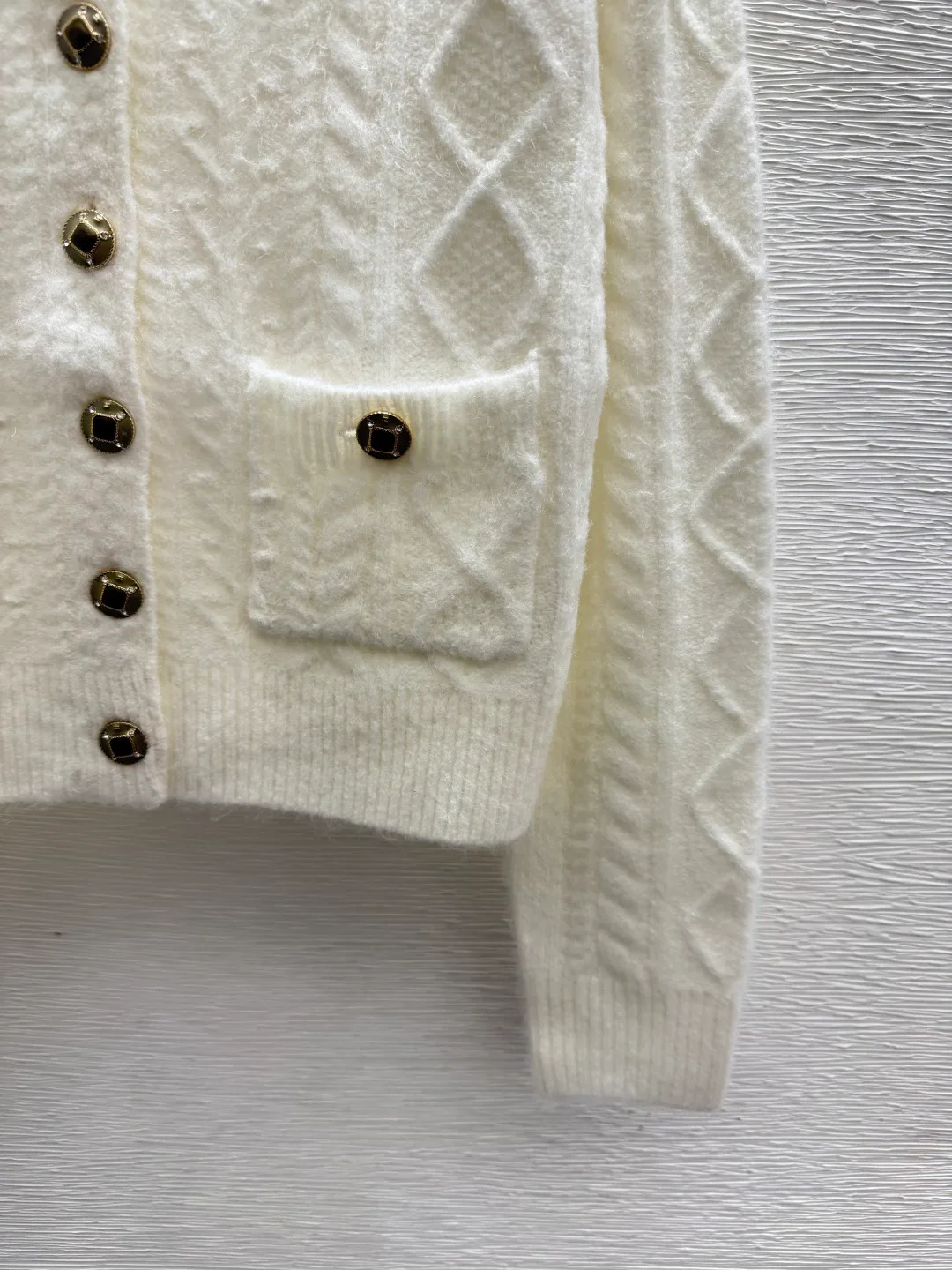 Women's Jumpers And Sweaters CHANEL 18185275