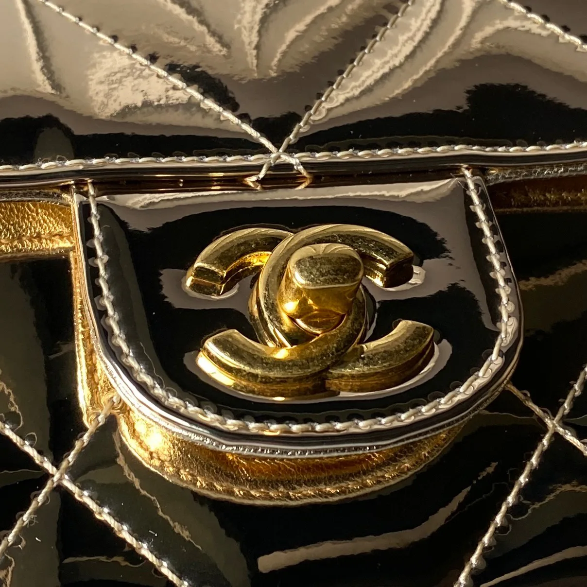 Women's Classic Handbags CHANEL 18207727