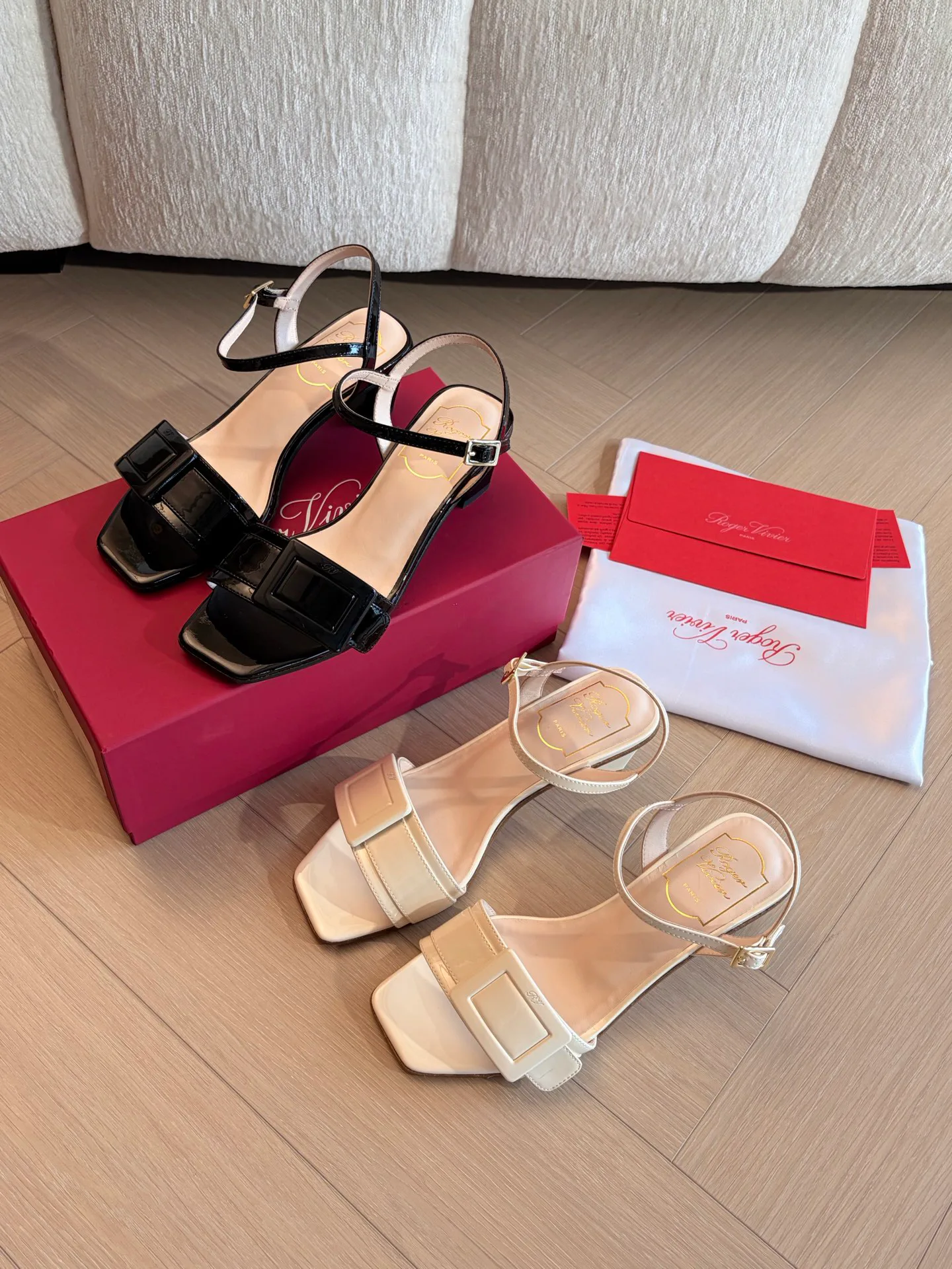 Women's Open-Toe Sandals ROGER VIVIER 17321457