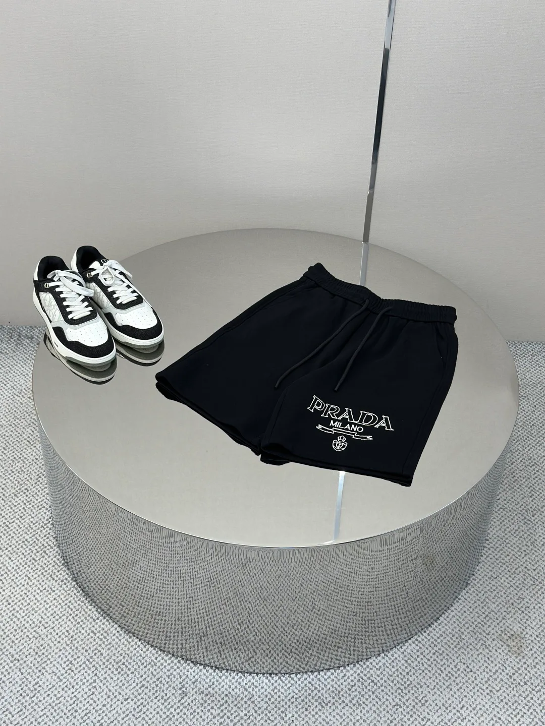 Men's Shorts PRADA 17468338