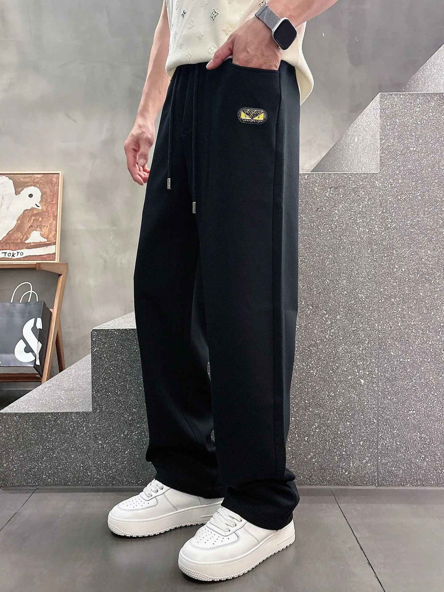 Men's Trousers FENDI 18399237