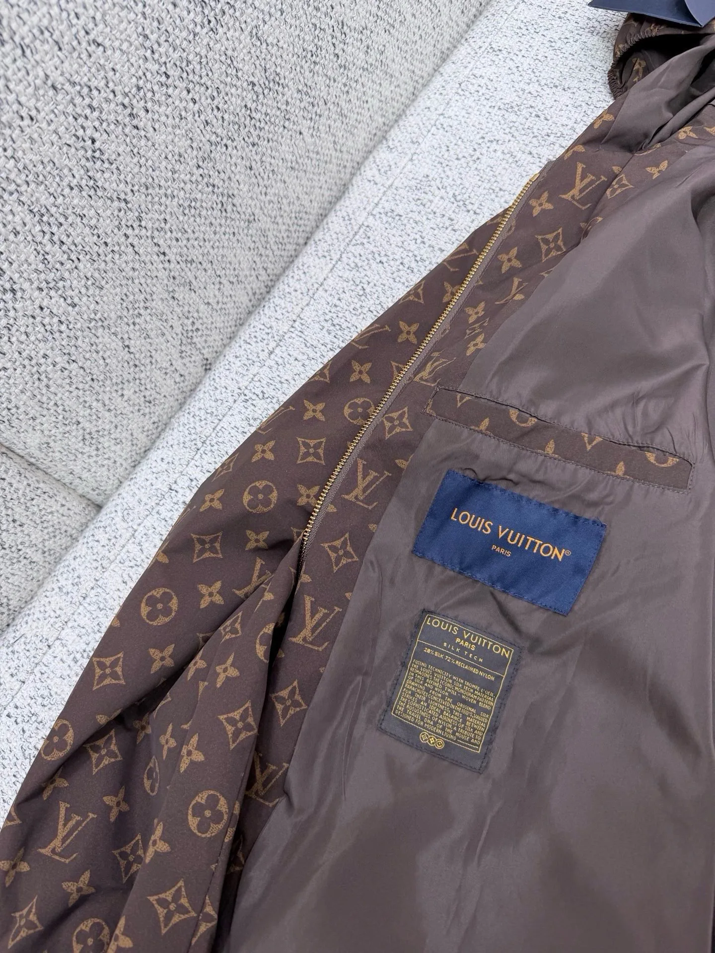 Men's Jackets And Down Jackets LOUIS VUITTON 18395788