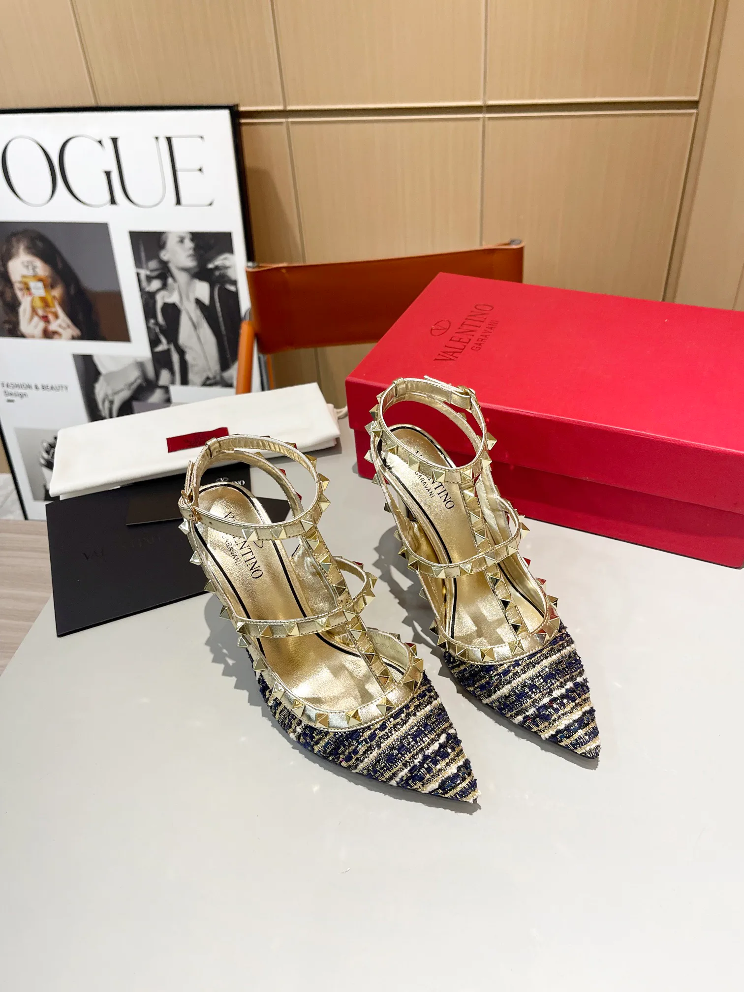 Women's Heels VALENTINO 17956802