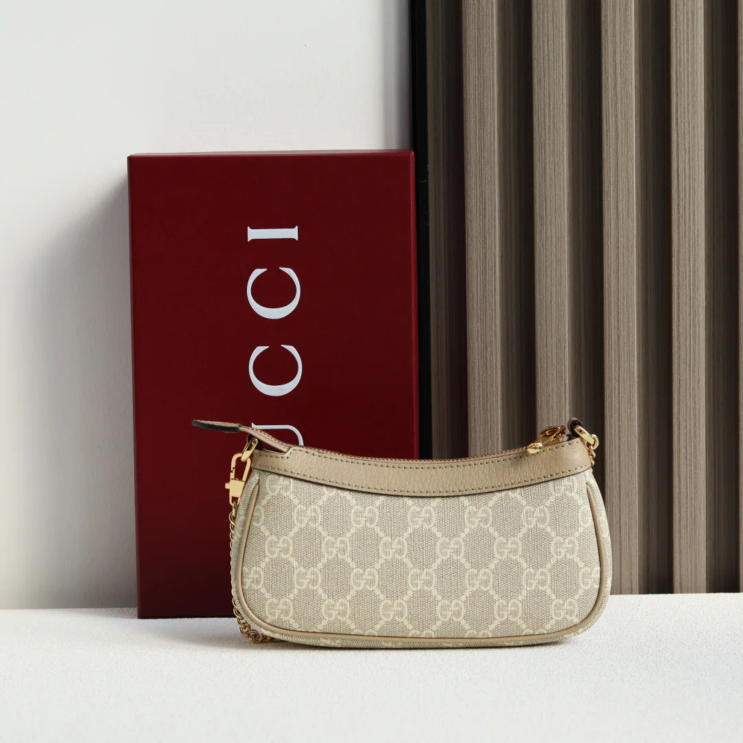 Women's Classic Handbags GUCCI 17947775