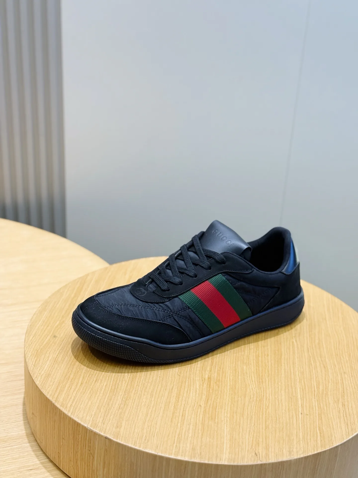 Men's Sneakers GUCCI 18100918